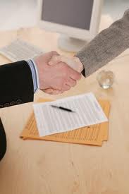 عقد قرارداد بین ترخیص کاران و مدیران شرکتها